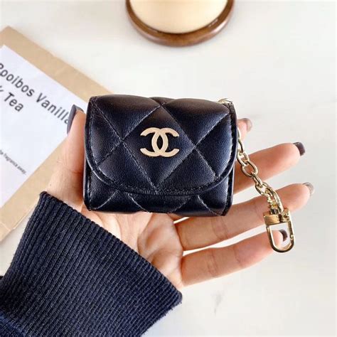 chanel airpod pro case cover.